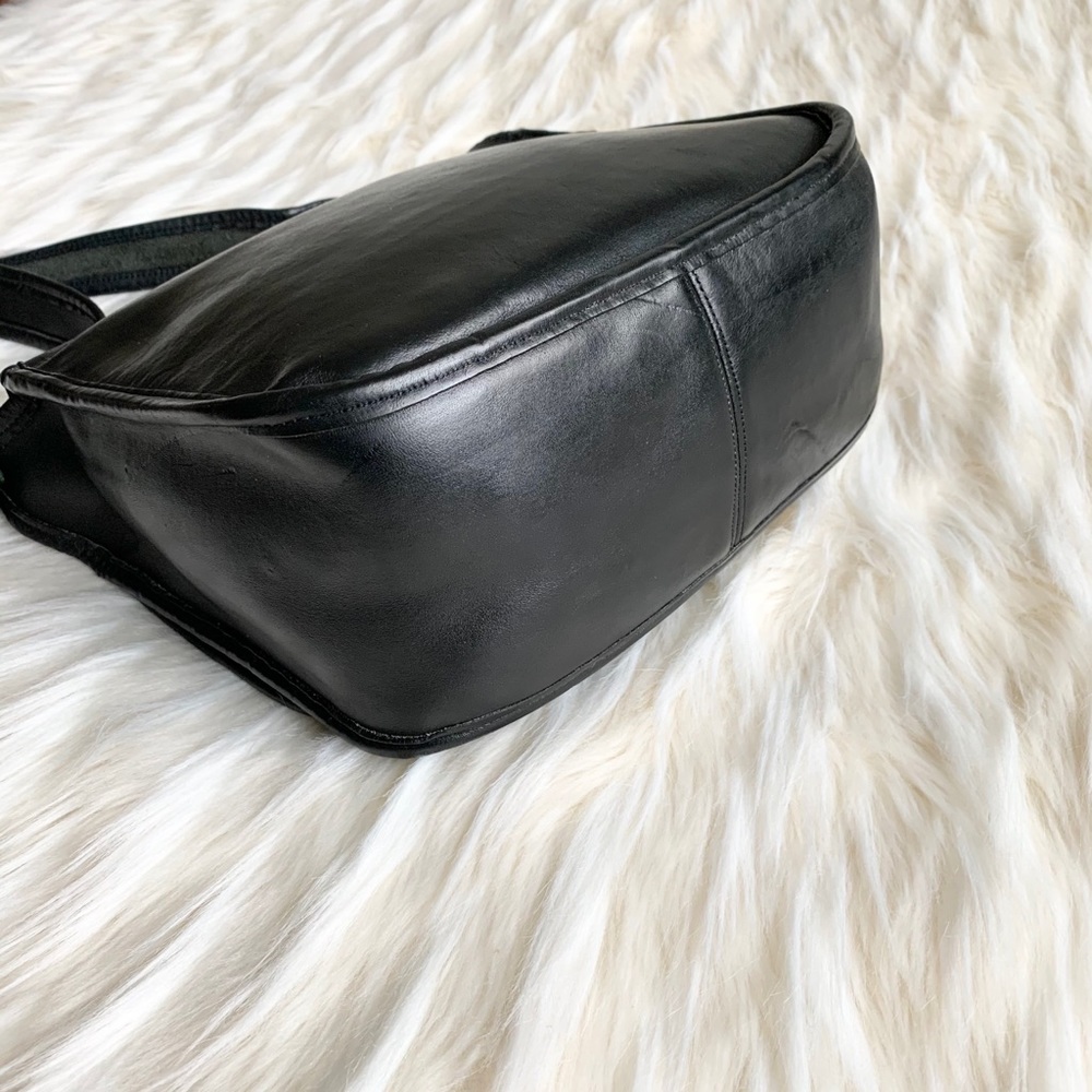 SOLD! Rare Vintage Coach Saddle Crossbody Bag - Picture 6 of 15